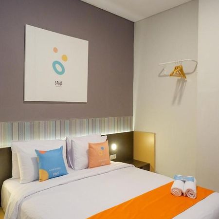 Sans Hotel Good Wish Semarang Jomblang Экстерьер фото