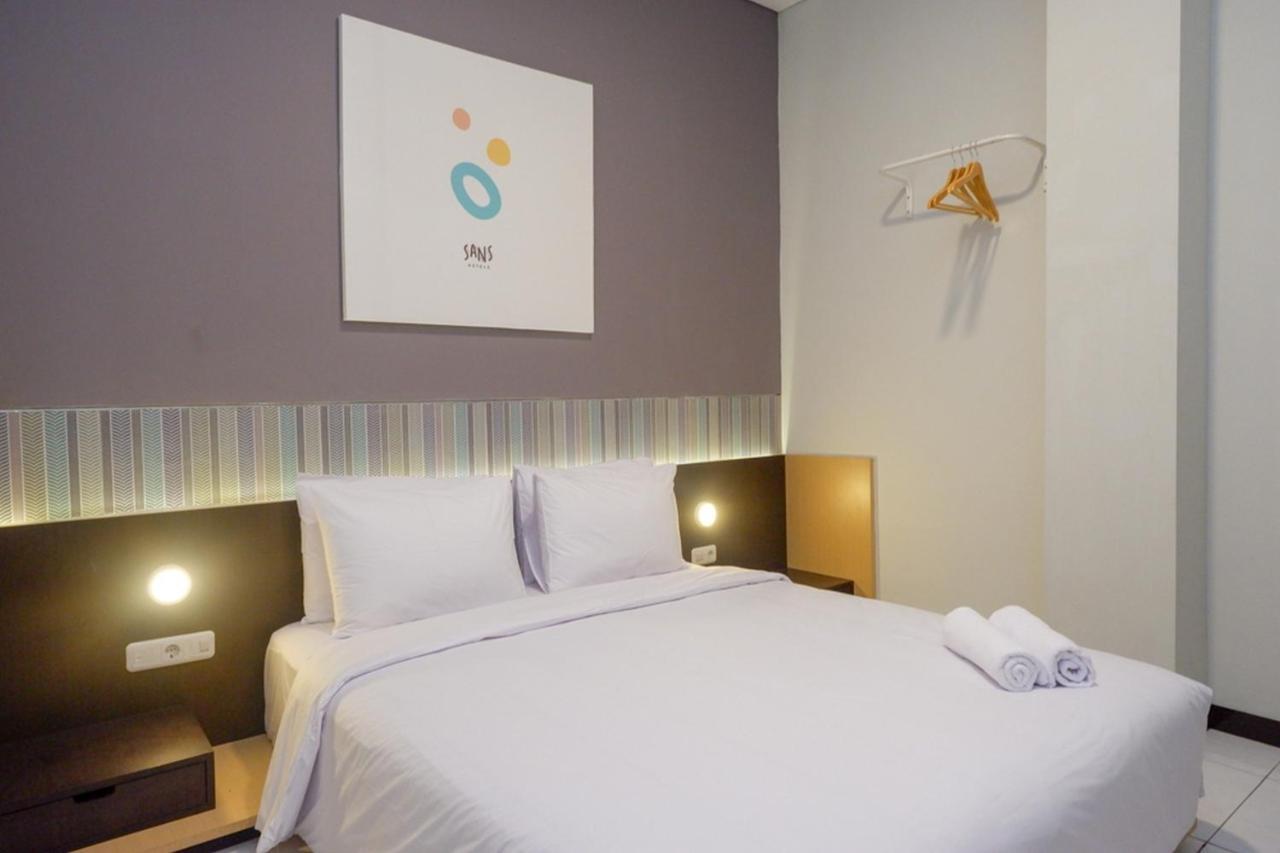 Sans Hotel Good Wish Semarang Jomblang Экстерьер фото