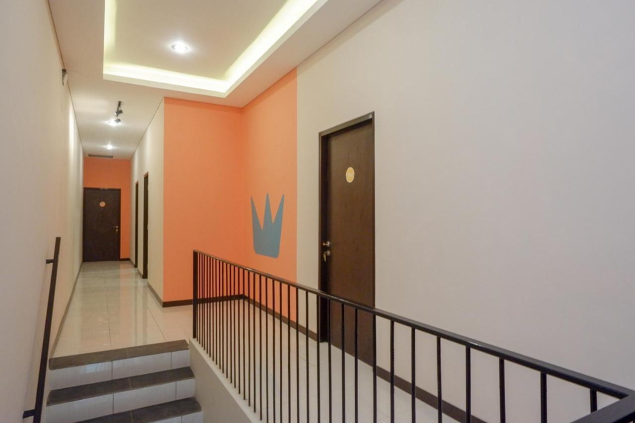 Sans Hotel Good Wish Semarang Jomblang Экстерьер фото